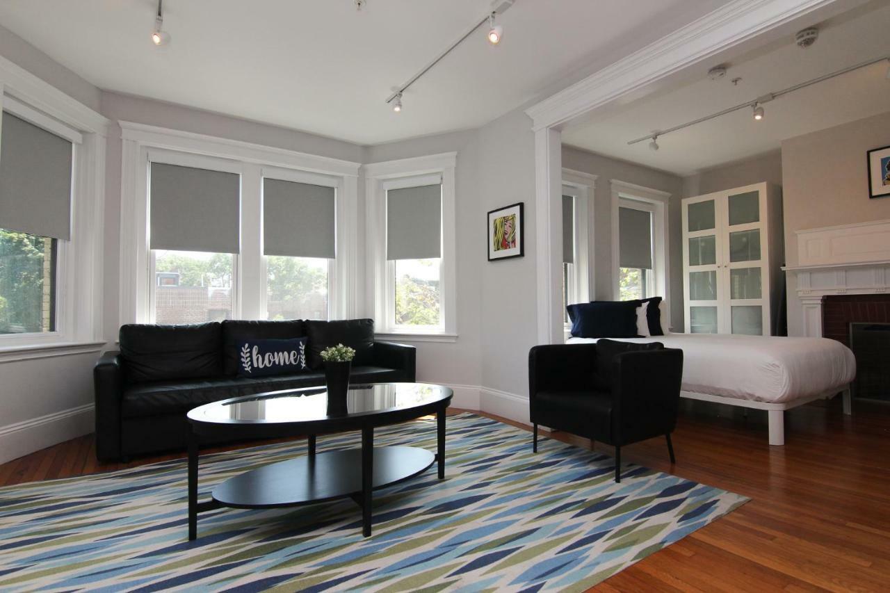 Large Studio W/ Queen And Sofa Bed..#38 Brookline Exterior photo